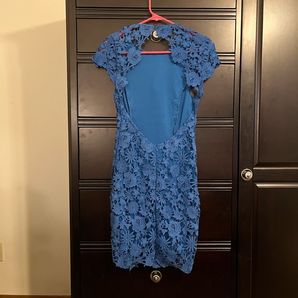 Small Lulu’s Blue Backless Lace Dress - Picture 16 of 16